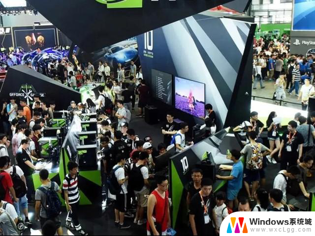 这是 NVIDIA 首席执行官黄仁勋的故事：从技术天才到全球科技巨头