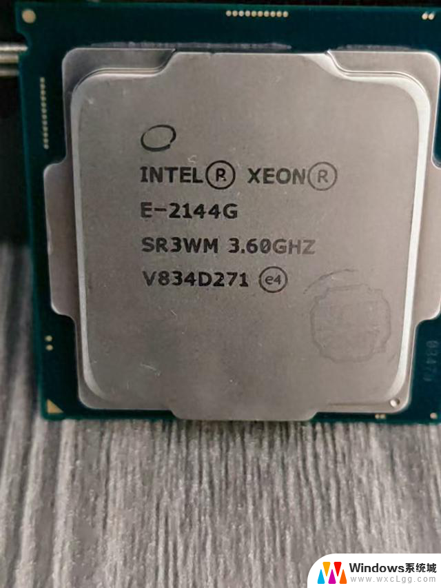 100元8代E3神教2144 2174 2274G处理器攻略：功耗50瓦U2固态32万分解析