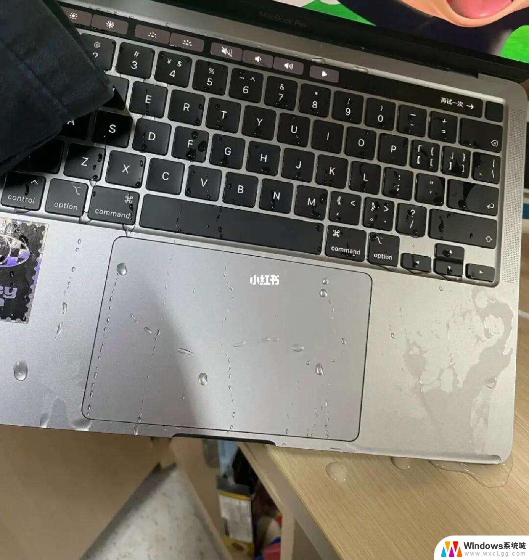 笔记本电脑键盘进了水怎么办 笔记本键盘进水了怎么办