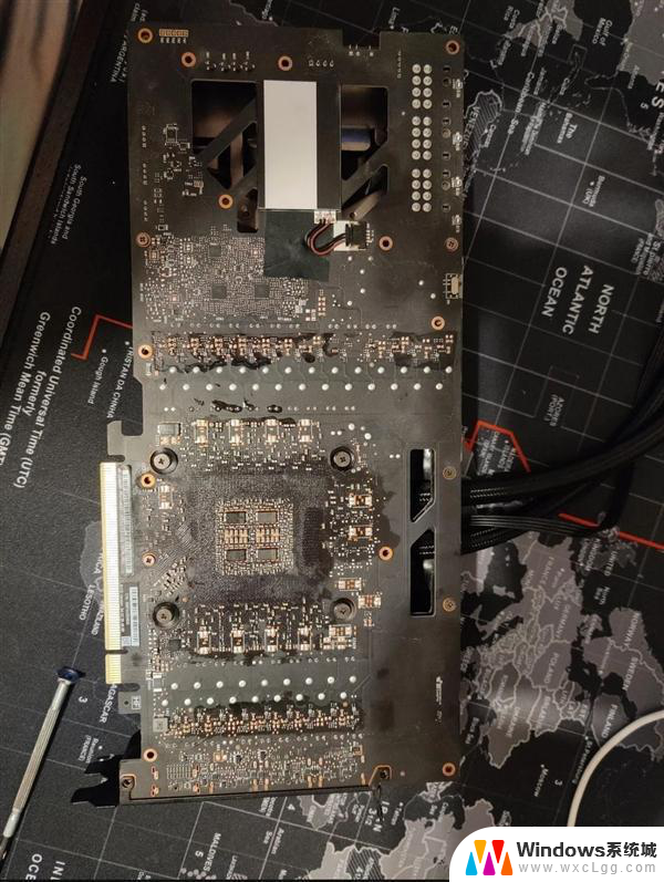 显卡为啥会出汗 网友集体晒图：PCB湿了，显卡出汗原因分析及解决方法