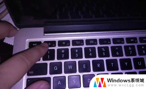 键盘f1不触发 MacBook Air F1 F12快捷键无法使用